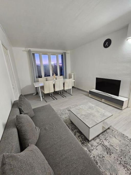 Bel Appartement A Choisy-Le-Roi Exteriör bild